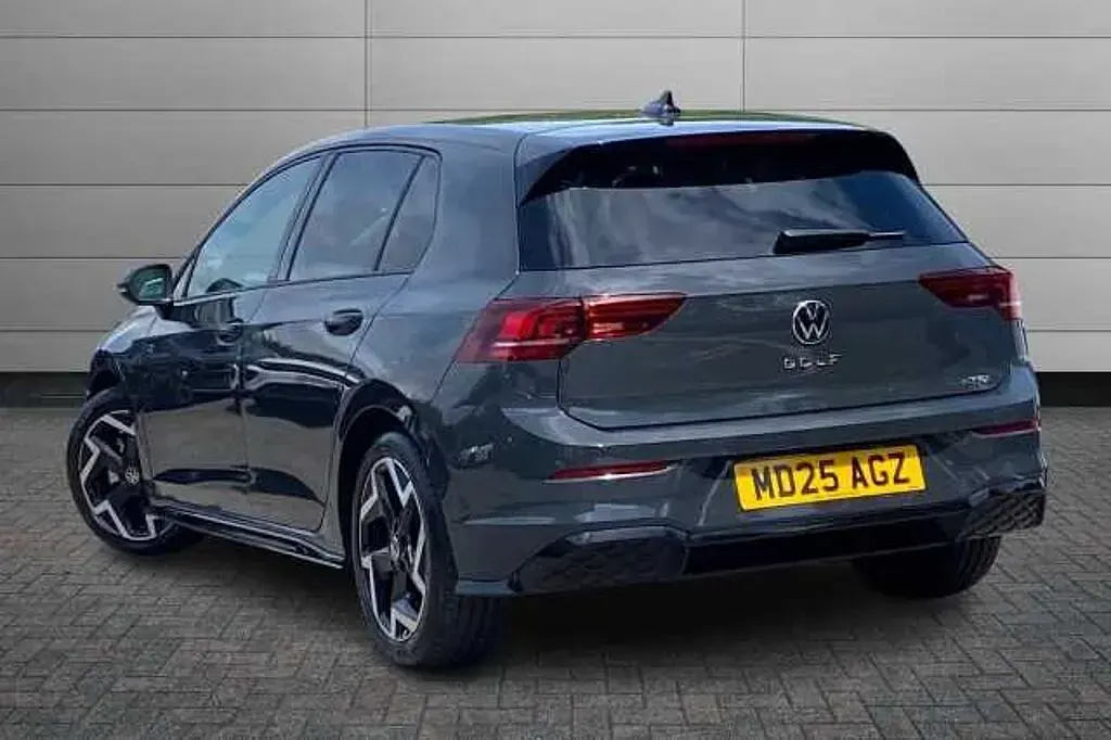 Used VW Golf VIII 150 HP (110 kW) 2025