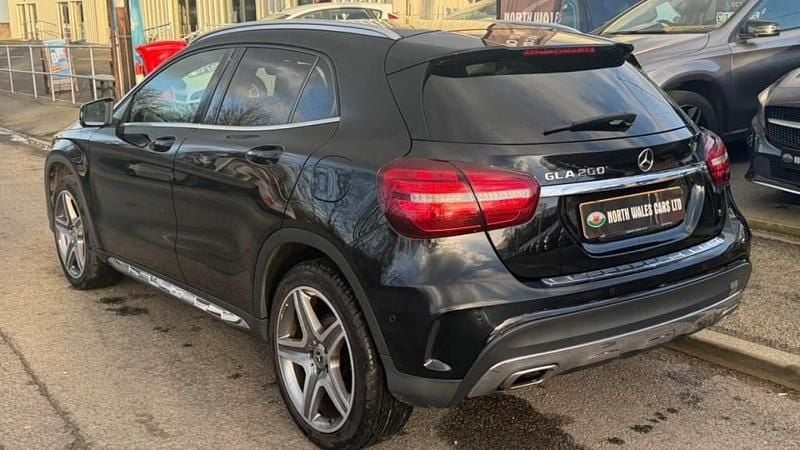 Used Mercedes GLA200 AMG Line Premium 156 HP (114 kW) 2018 Black SUV