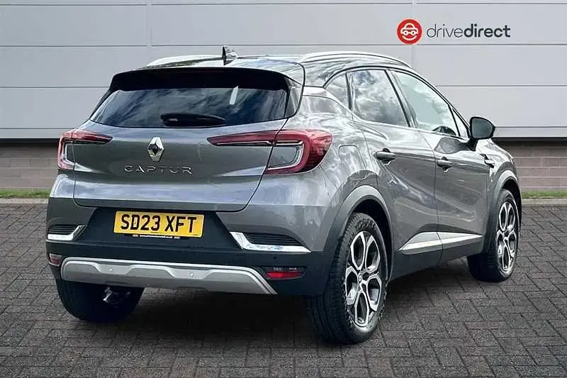 Used Renault Captur Techno 90 HP (66 kW) 2023 Grey/black SUV