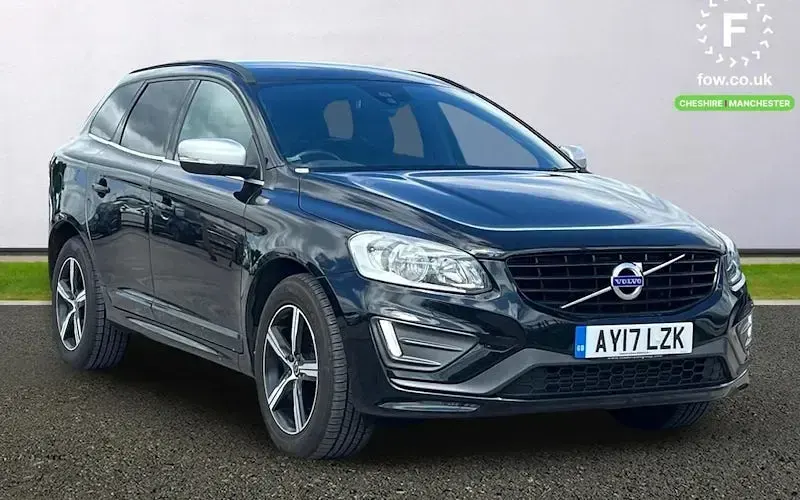 Used Volvo XC60 R-Design 190 HP (139 kW) 2017 SUV