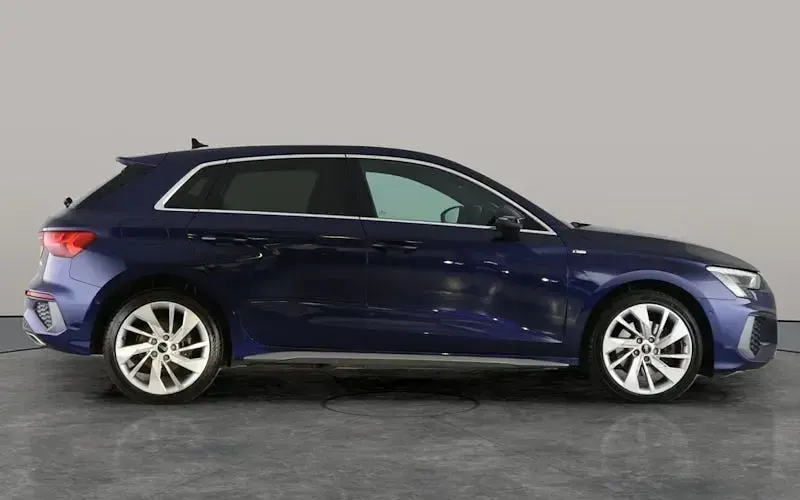 Used Audi A3 Sportback e-tron S-Line 204 HP (150 kW) 2022 Blue Hatchback