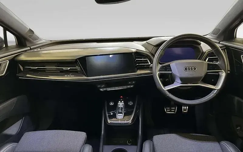 Used Audi Q4 e-tron S-Line 125 kW (170 HP) 2022 SUV