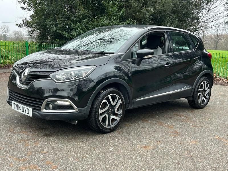 Used Renault Captur Dynamique 90 HP (66 kW) 2014 Black SUV
