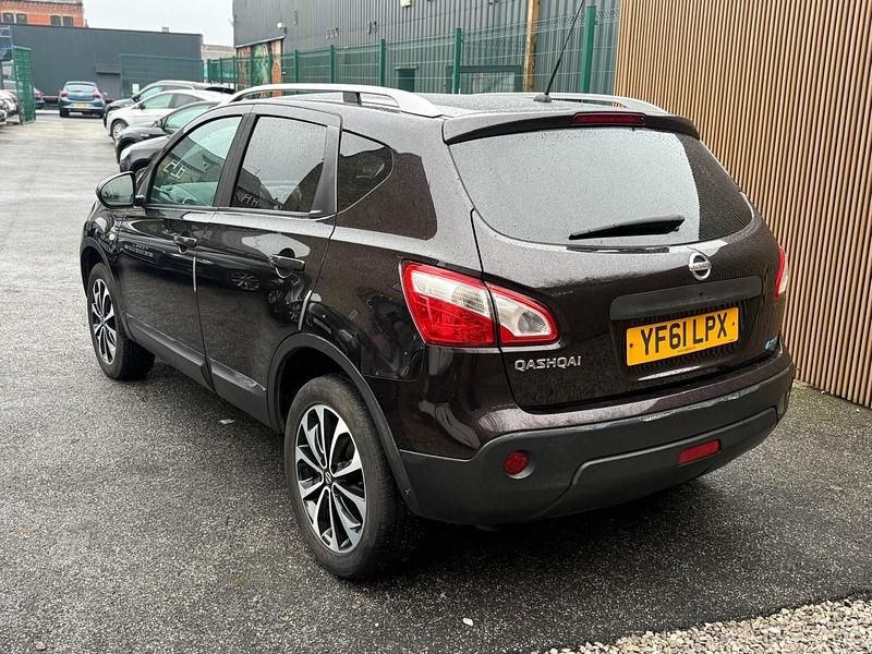 Used Nissan Qashqai N-TEC 110 HP (80 kW) 2011 Black SUV