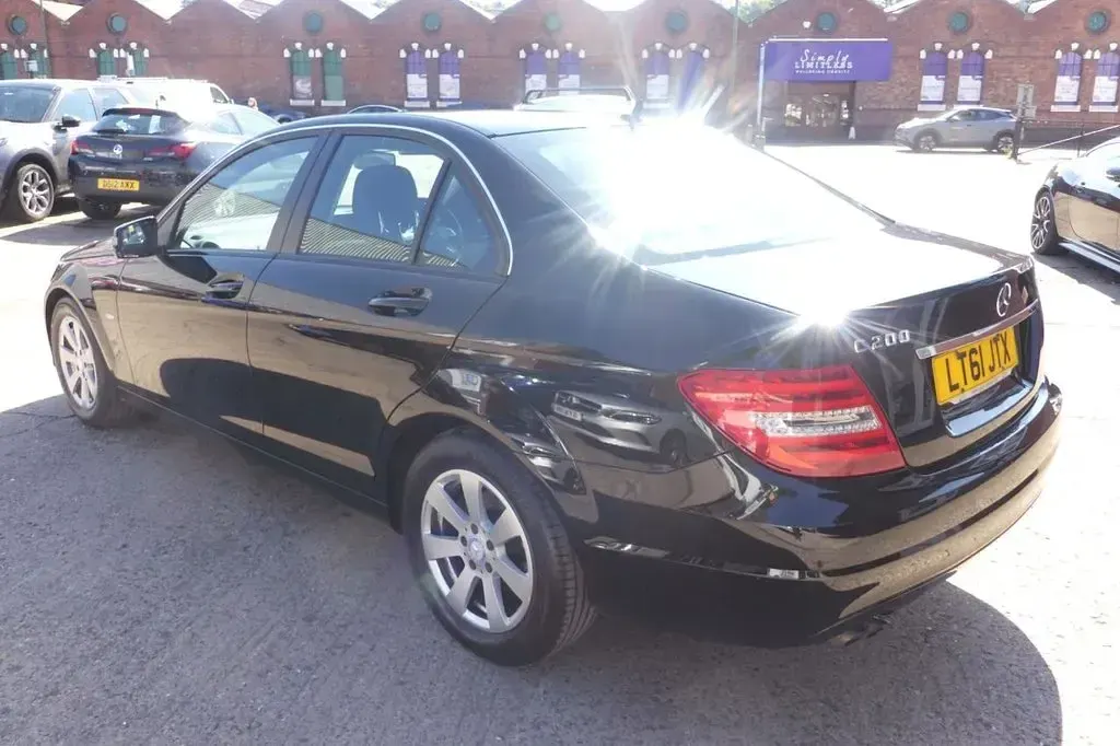 Used Mercedes C200 AMG Edition 1 134 HP (98 kW) 2011 Black Sedan