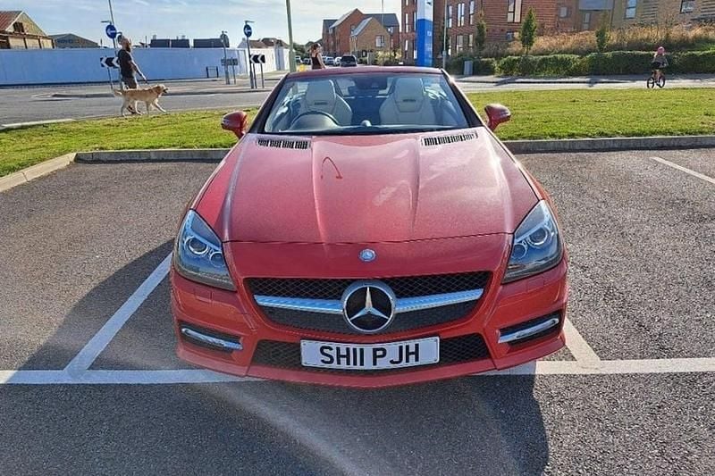 Red Used 2011 Mercedes SLK200 AMG Cabriolet | £6,400 (Super price) - Image 1/1