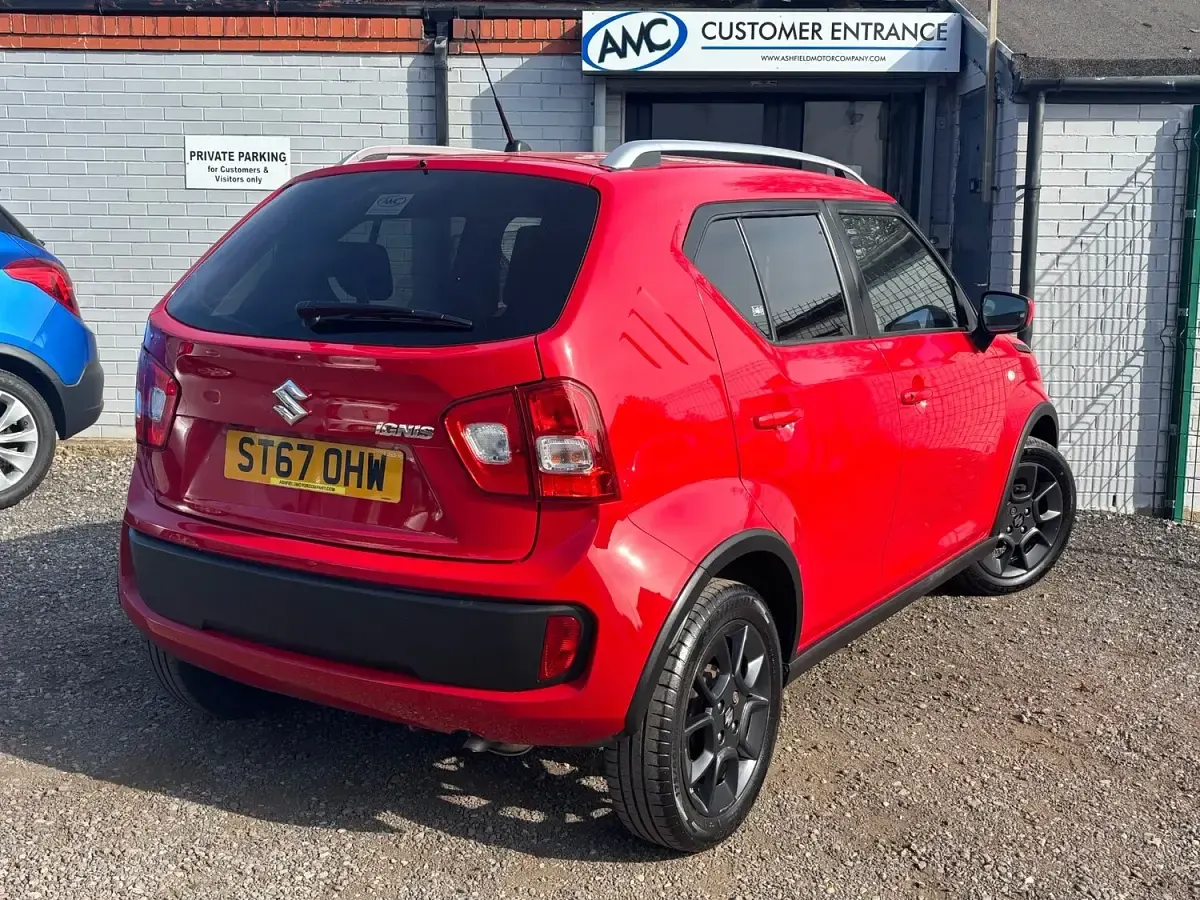 Used Suzuki Ignis SZ-T 90 HP (66 kW) 2017 Red SUV