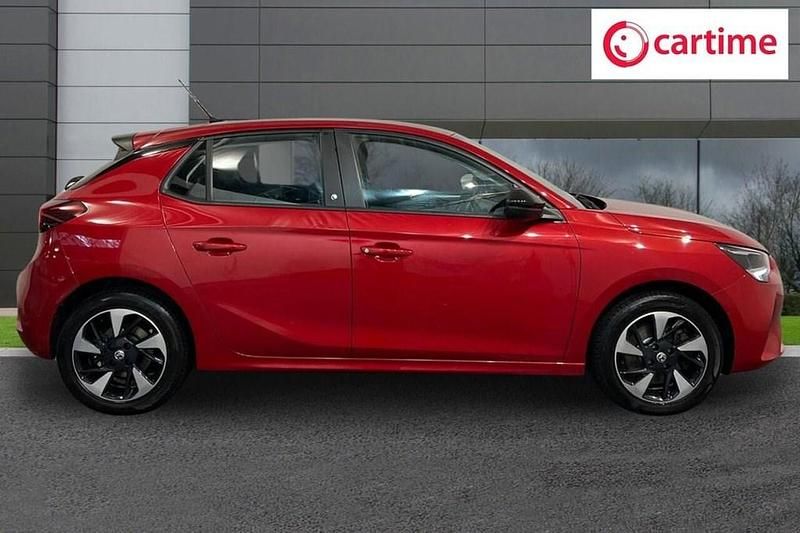 Used Vauxhall Corsa-e 100 kW (136 HP) 2021 Red Hatchback
