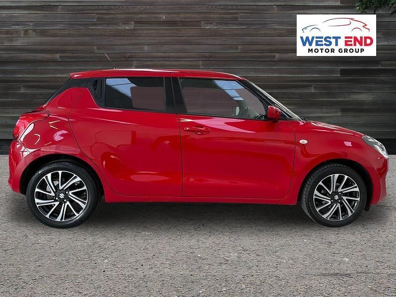 Usado Suzuki Swift SZ-L 2023 Vermelho Citadino