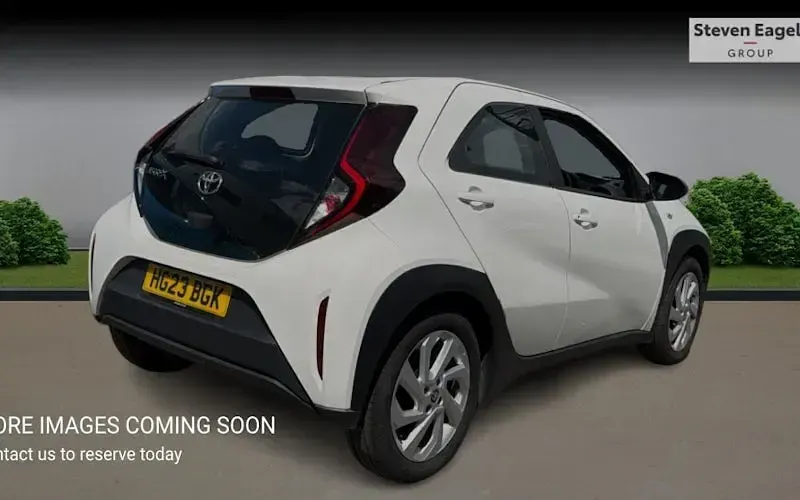 Used Toyota Aygo X PURE 72 HP (52 kW) 2025 SUV