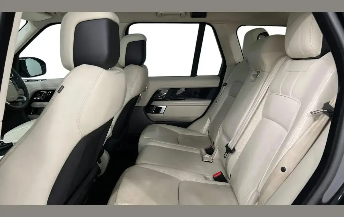 Used Land Rover Range Rover 270 HP (198 kW) 2020 Black SUV