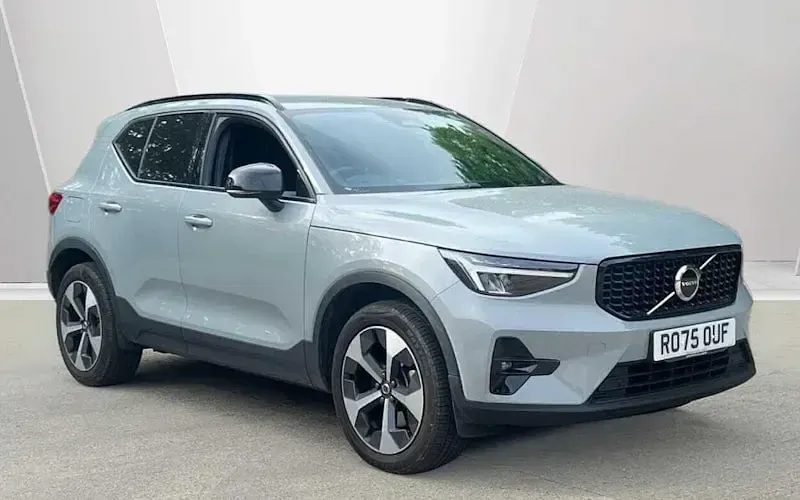 Used Volvo XC40 Plus 197 HP (144 kW) 2027 SUV