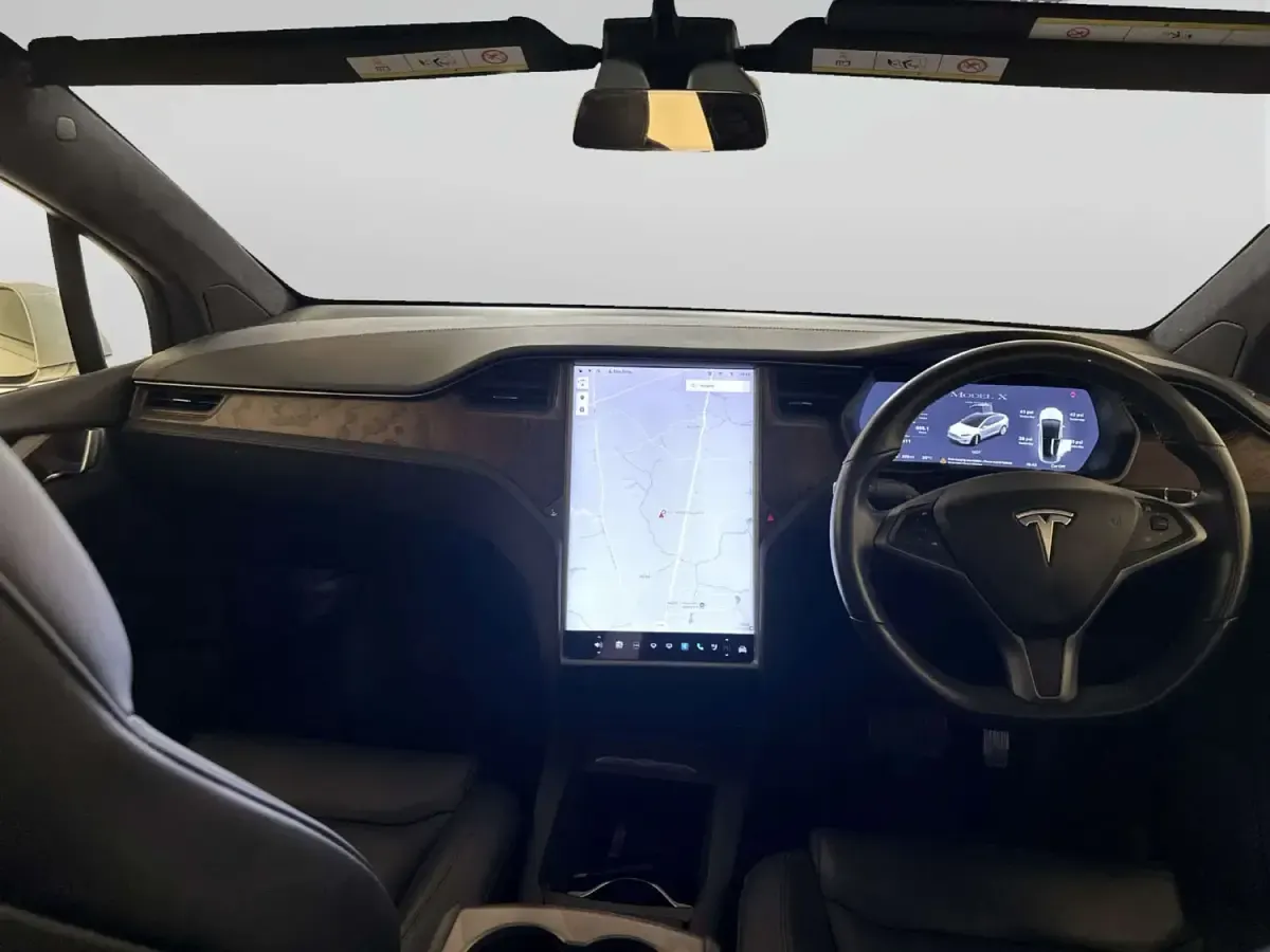 Usado Tesla Model X 306 kW (417 HP) 2020 Branco SUV