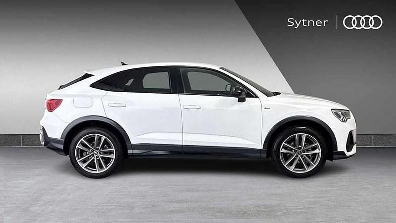 Used Audi Q3 Black Edition 147 HP (108 kW) 2022 White SUV