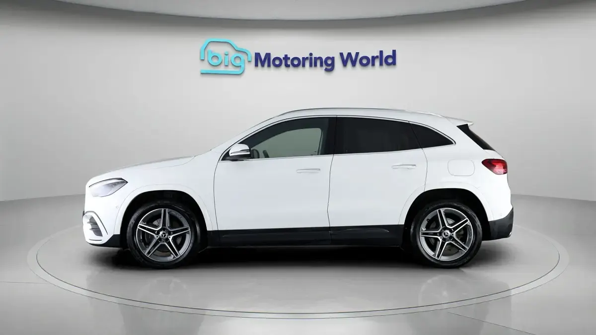 Used Mercedes GLA250 Executive 218 HP (160 kW) 2024 White SUV