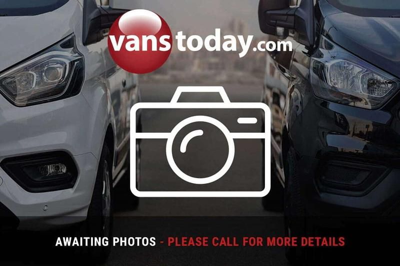 Usado Ford Transit 105 HP (77 kW) 2020 Branco Van