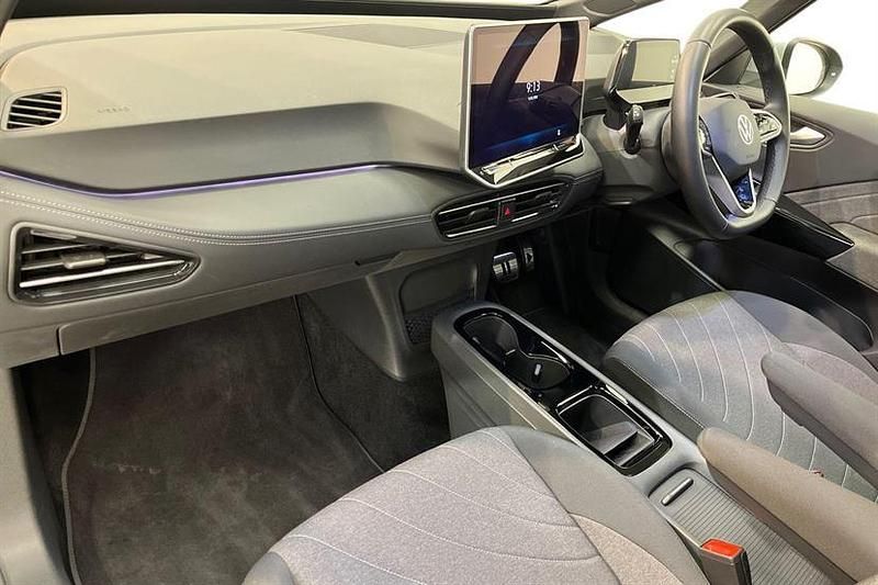 Used VW ID.3 Pro 150 kW (204 HP) 2025 Scale silver with solid black roof Hatchback