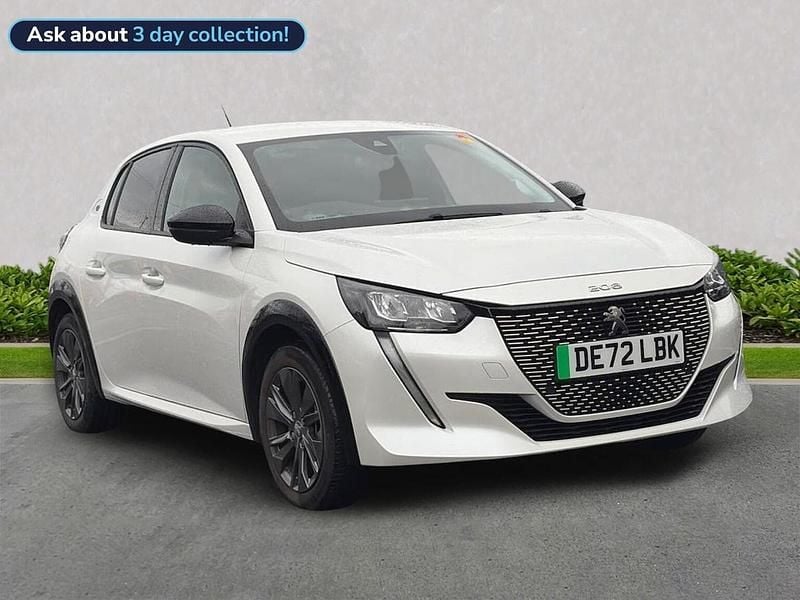 Used Peugeot e-208 Allure+ 100 kW (136 HP) 2022 White Hatchback