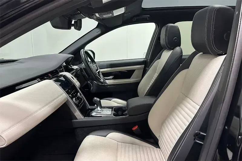 Used Land Rover Discovery Sport SE Dynamic 201 HP (147 kW) 2022 Black SUV