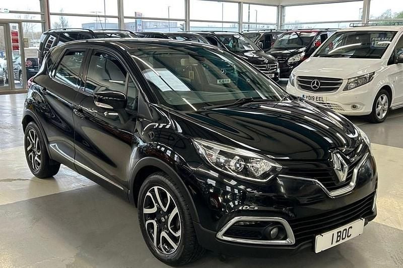 Used Renault Captur Dynamique 90 HP (66 kW) 2014 Black SUV