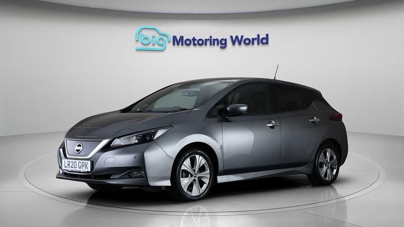 Used Nissan Leaf N-Connecta 110 kW (150 HP) 2020 Grey Hatchback
