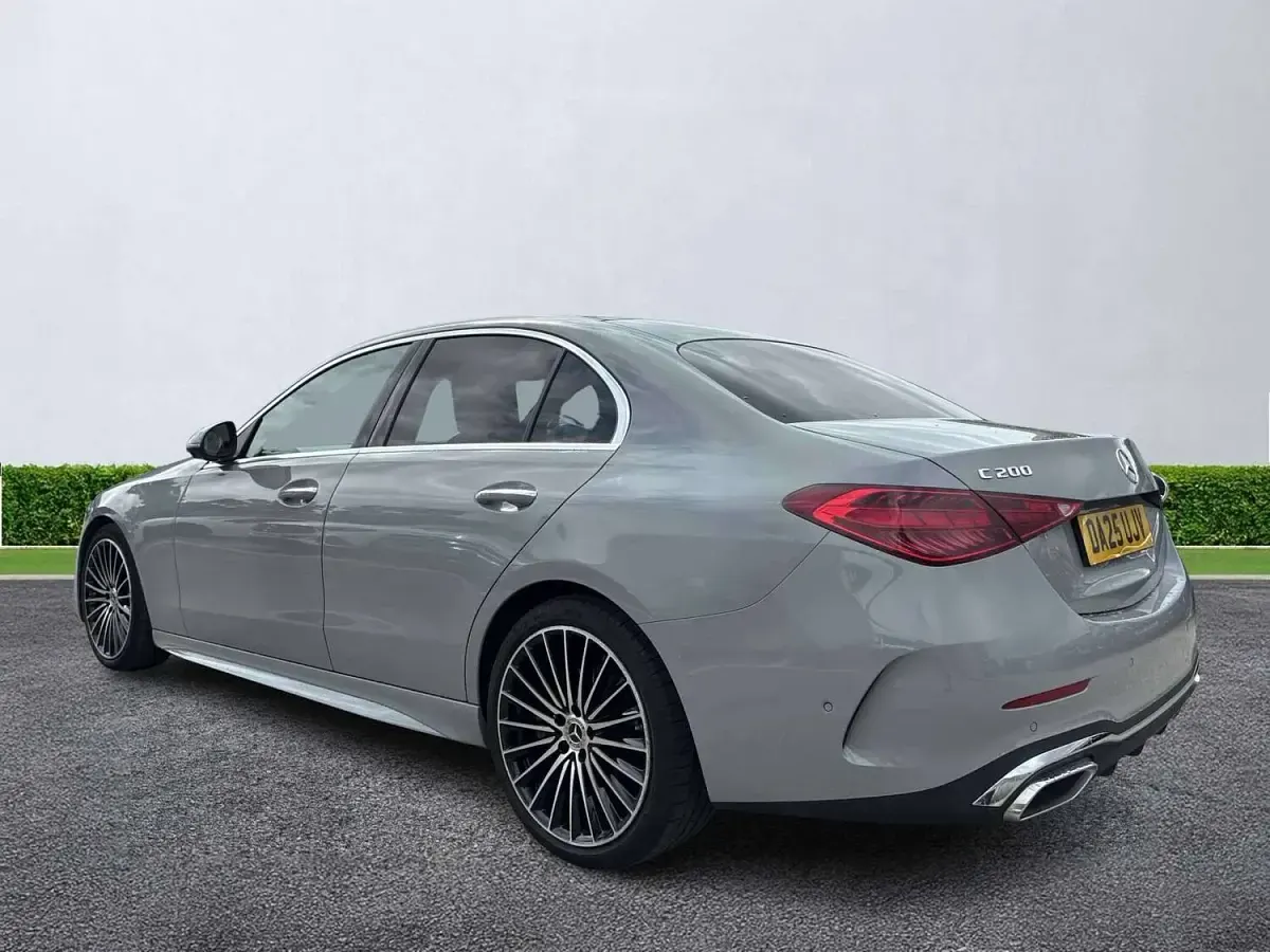 Used Mercedes C200 AMG Line Premium Plus 224 HP (164 kW) 2025 Grey Sedan