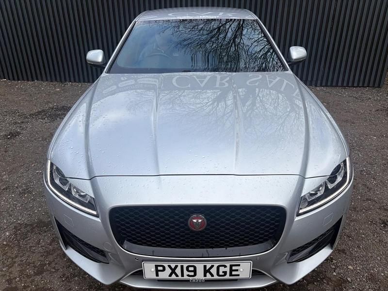 Used Jaguar XF R-Sport 180 HP (132 kW) 2019 Silver Sedan