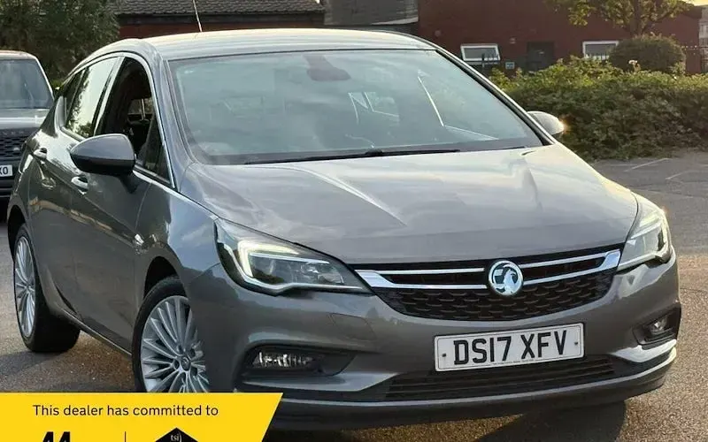 Used Vauxhall Astra Elite 150 HP (110 kW) 2017 Hatchback