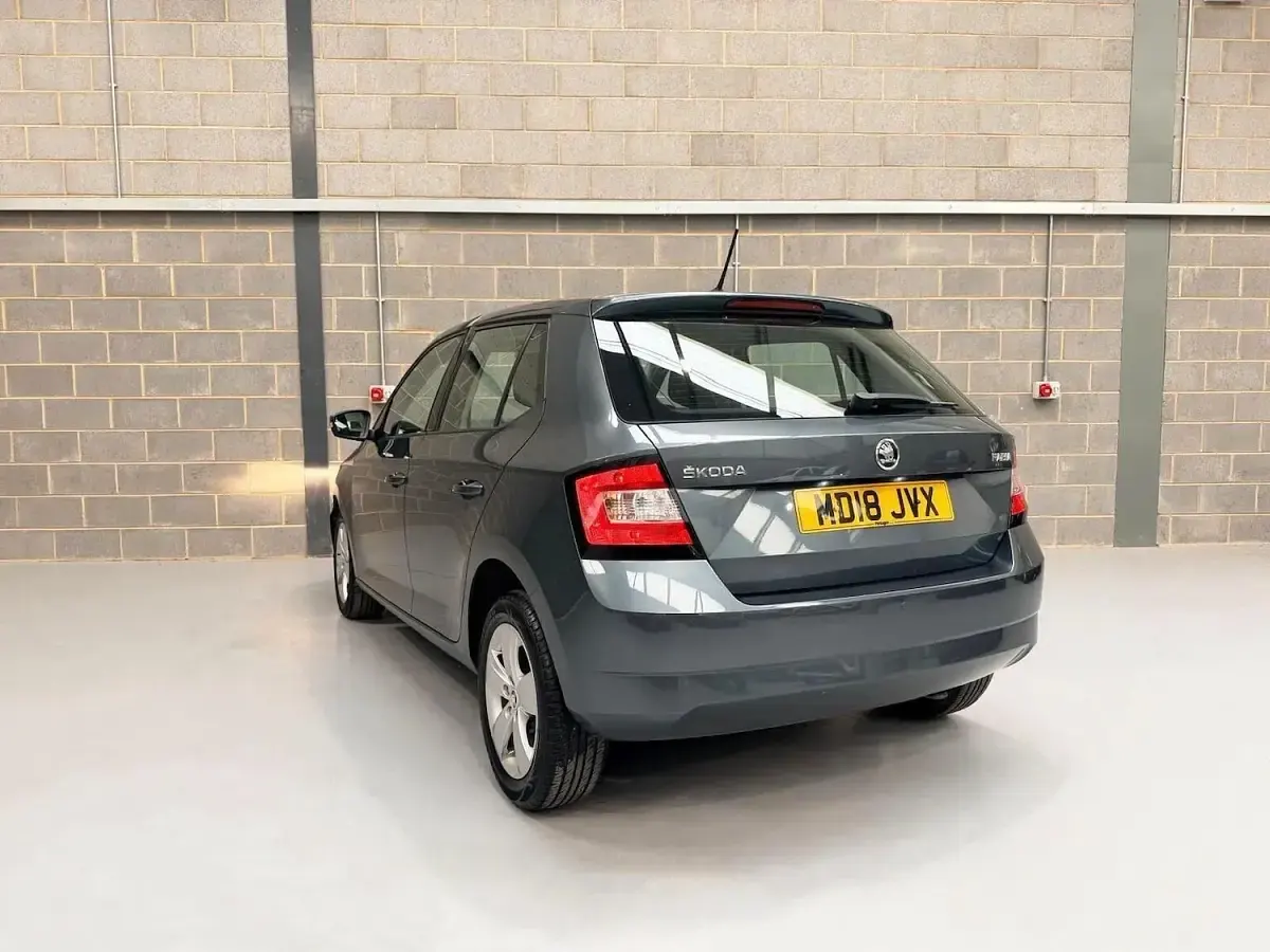 Used Skoda Fabia SE 95 HP (69 kW) 2018 Grey Hatchback