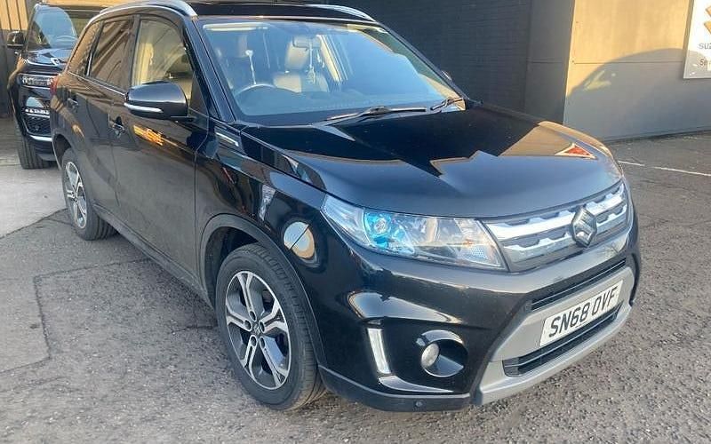 Used Suzuki Vitara SZ5 120 HP (88 kW) 2018 Black SUV