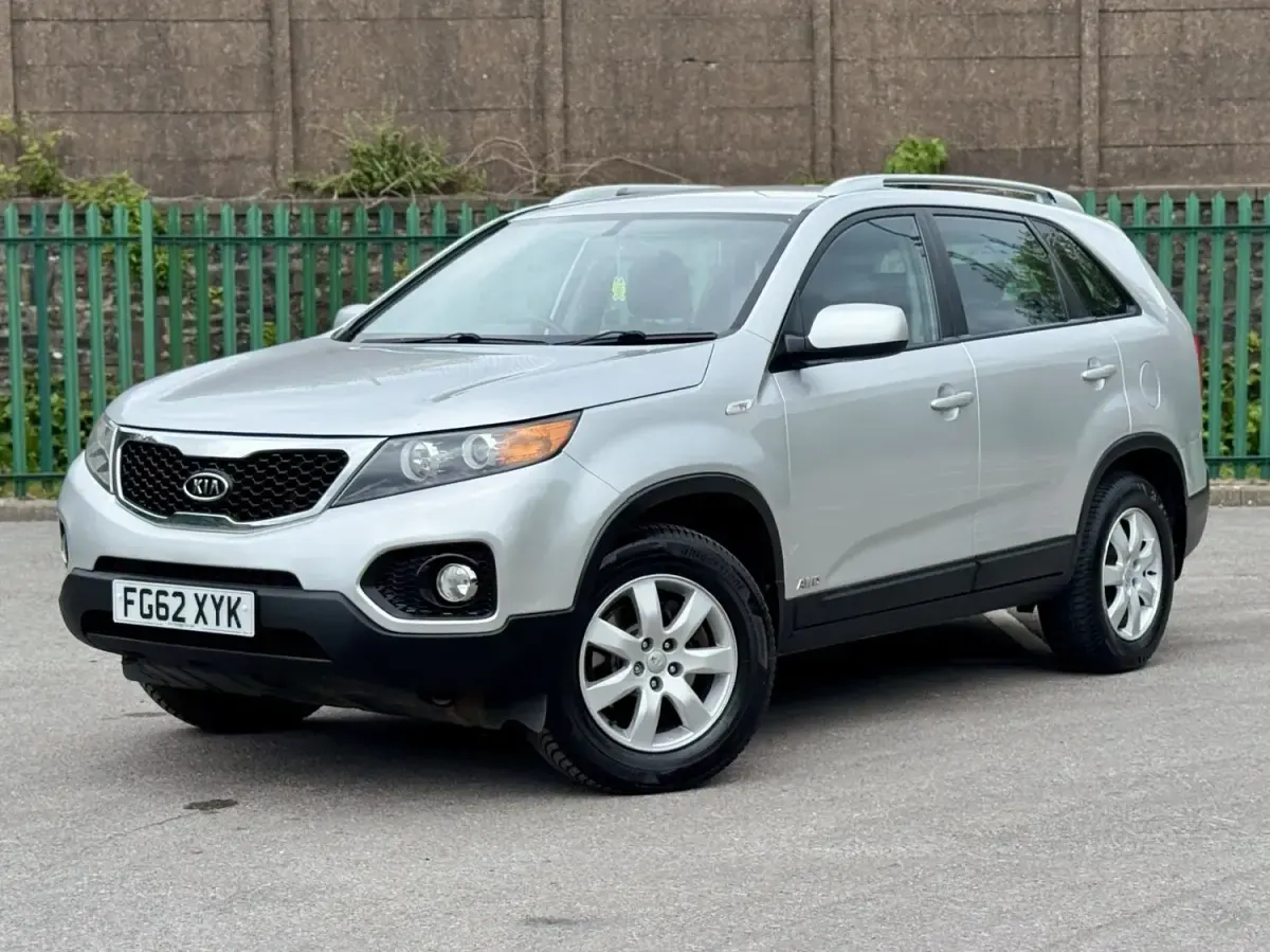 Second-hand Kia Sorento 197 CP (144 kW) 2012 Argintiu SUV