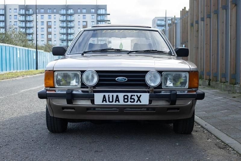 Used Ford Cortina 1982 Gold Sedan