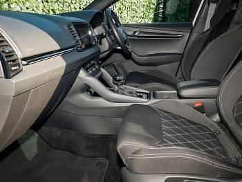 Used Skoda Karoq SportLine 150 HP (110 kW) 2024 White SUV