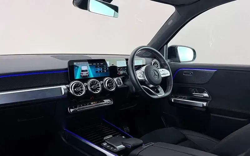 Used Mercedes GLB200 AMG Line Premium 163 HP (119 kW) 2022 Black SUV