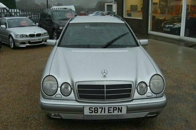 Usado Mercedes E240 1999 Carrinha