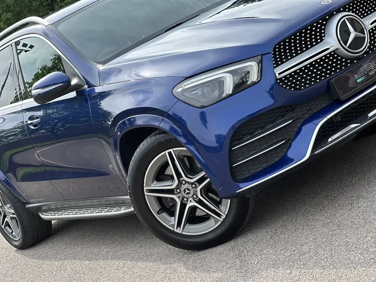 Used Mercedes GLE300 AMG line 245 HP (180 kW) 2019 Blue SUV