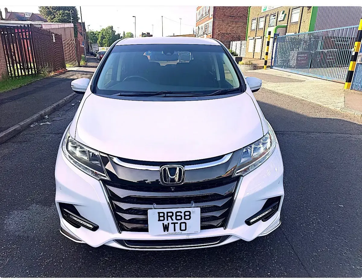 Used Honda Odyssey 2018 White MPV