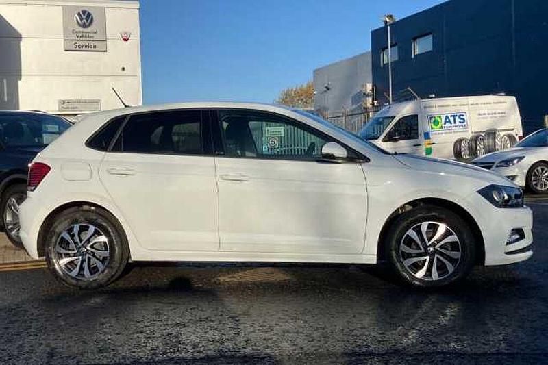 Usado VW Polo Active 95 HP (69 kW) 2021 Branco Citadino