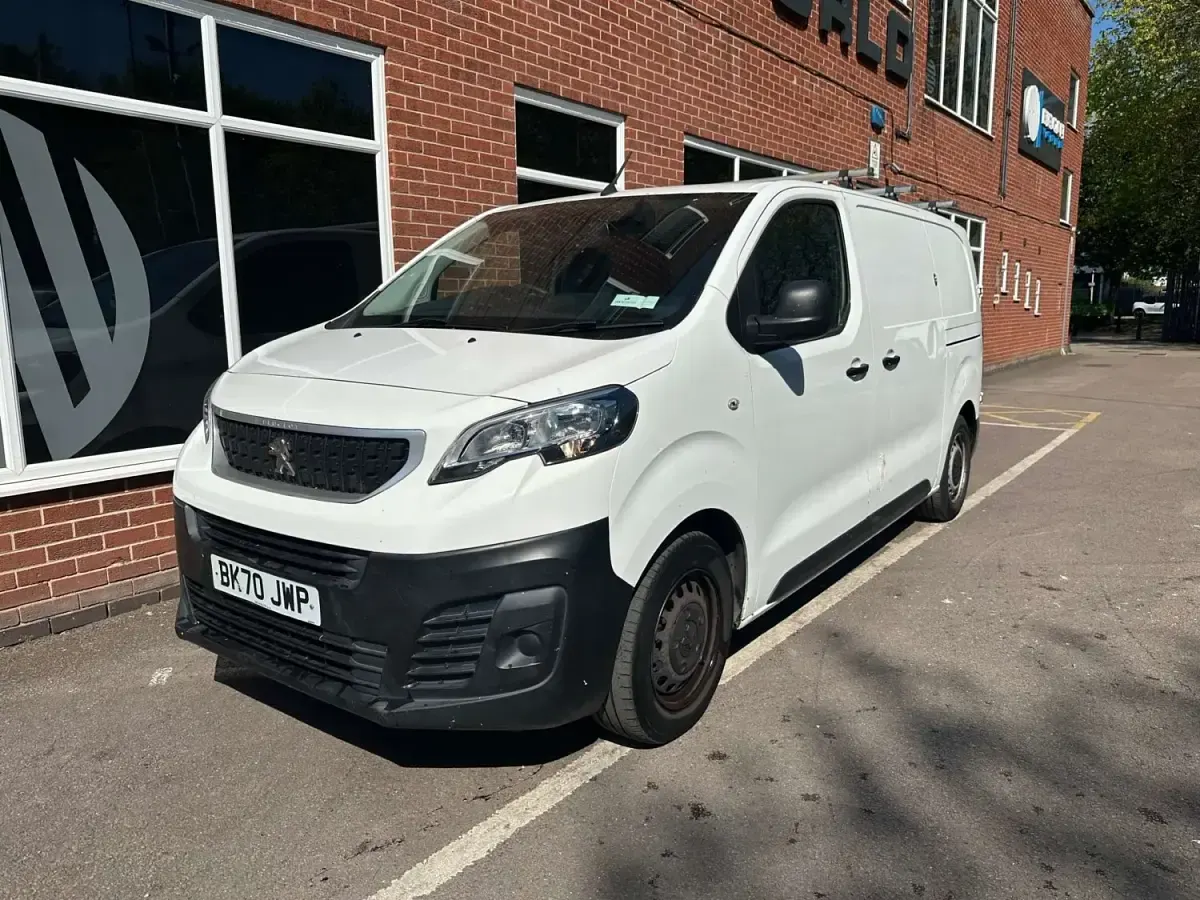 Begagnad Peugeot Expert S 100 HK (73 kW) 2020 Vit Van