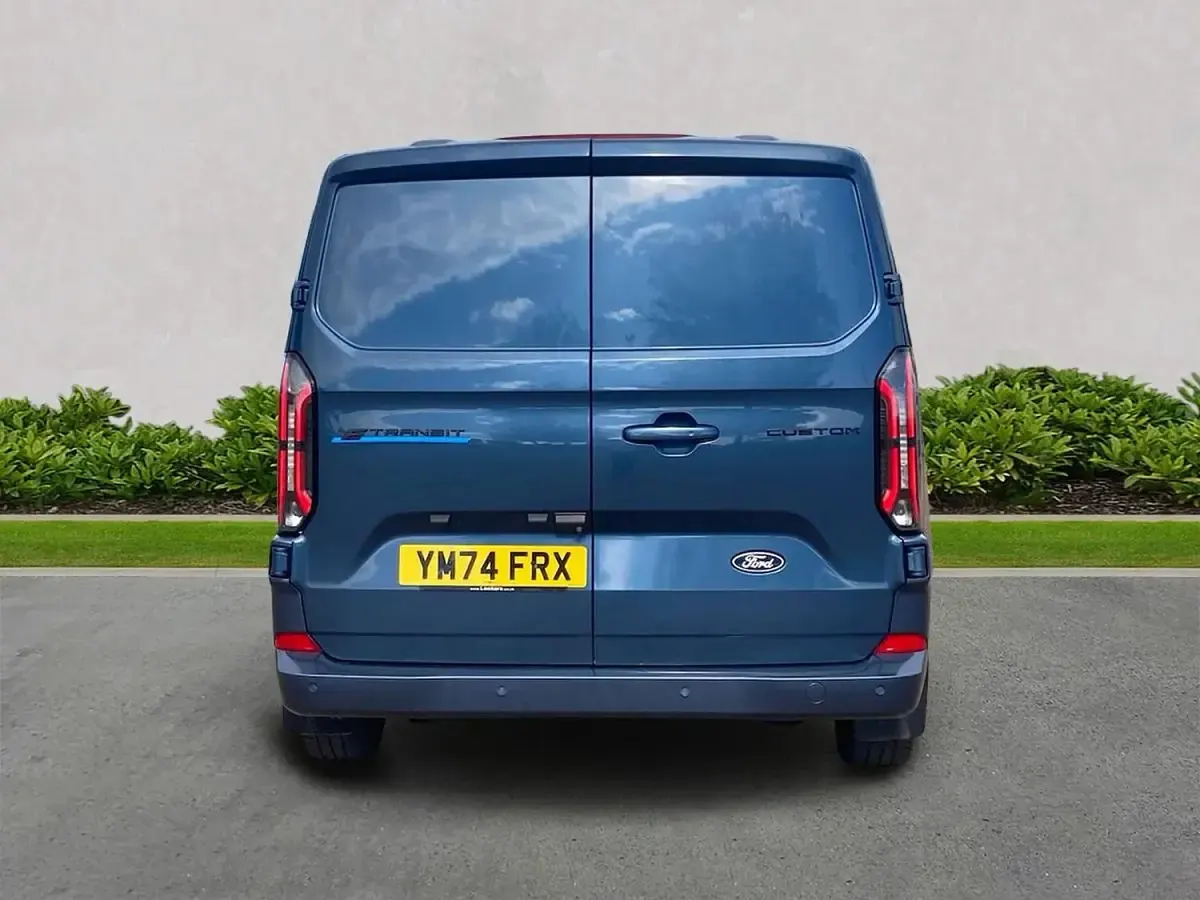 Used Ford E-Transit Limited 100 kW (136 HP) 2024 Blue Van