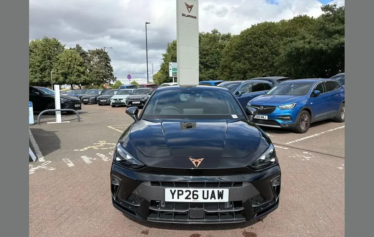 New Cupra Leon 147 HP (108 kW) 2026 Black Hatchback