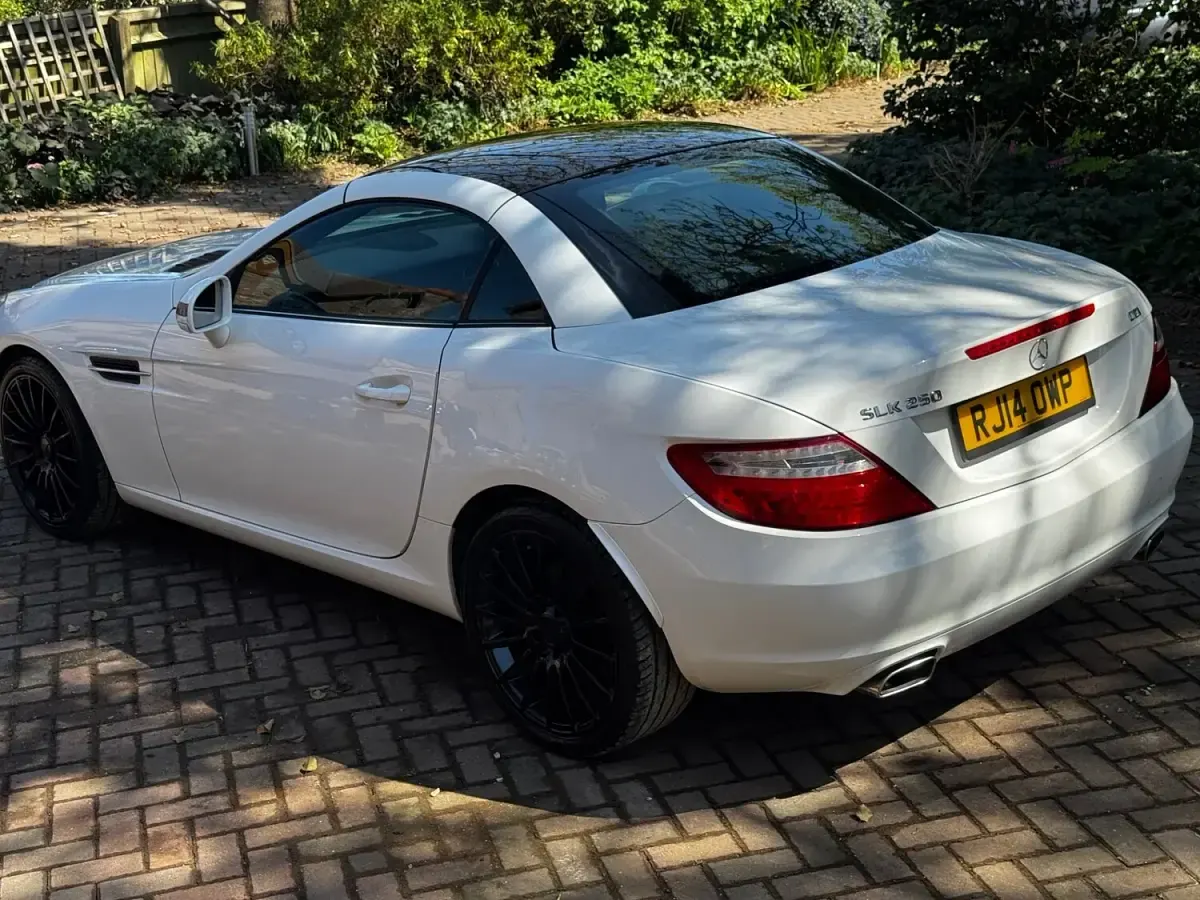 Used Mercedes SLK250 2014 White Cabriolet