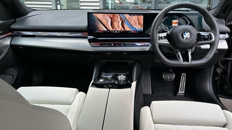 Used BMW 520 M Sport 205 HP (150 kW) 2025 Black