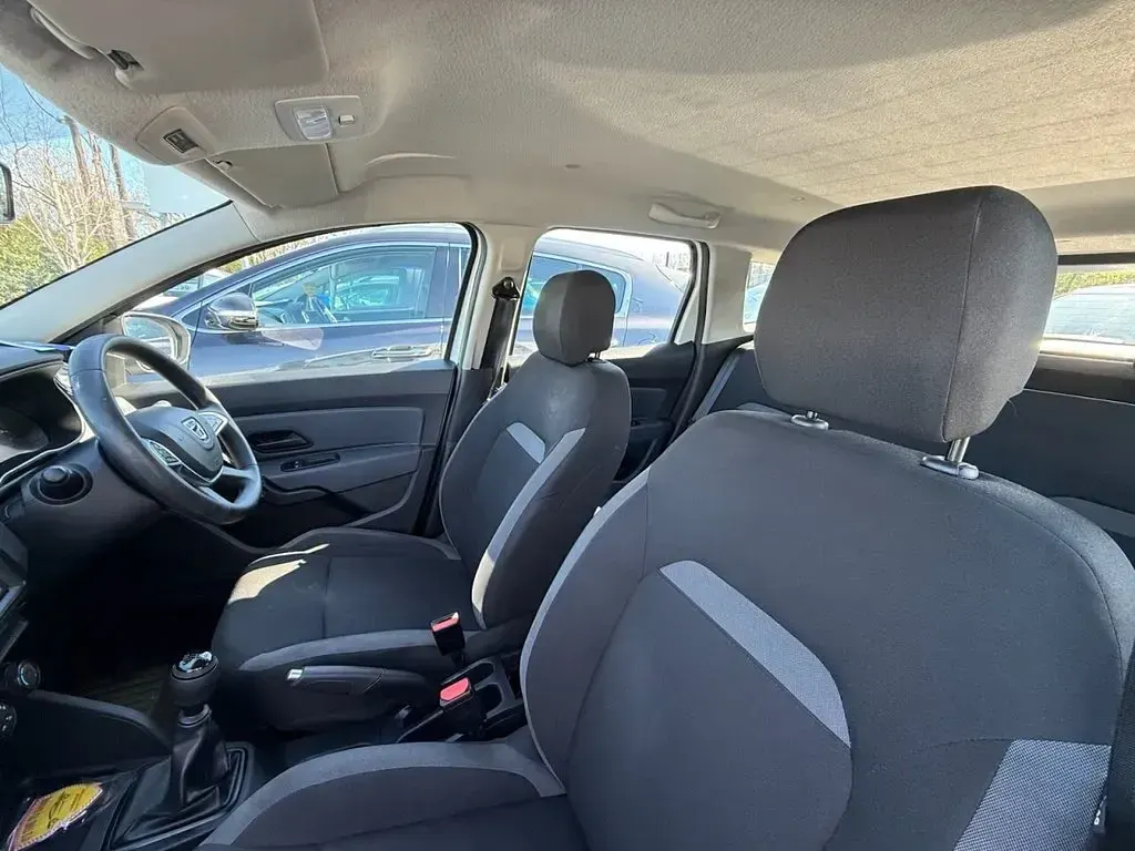 Used Dacia Duster Acces 90 HP (66 kW) 2021 White SUV