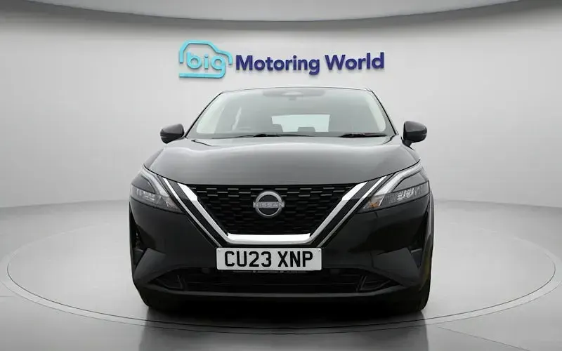 Used Nissan Qashqai Acenta Premium 140 HP (102 kW) 2023 Black SUV
