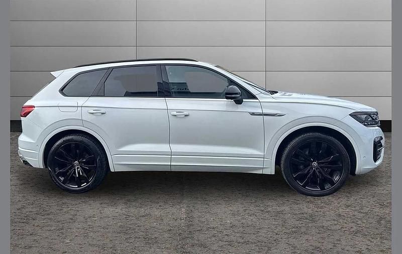 Used VW Touareg Black Edition 286 HP (210 kW) 2020 White SUV