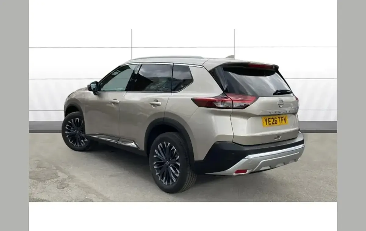 Nuevo Nissan X-Trail Tekna 213 CV (156 kW) 2025 Plateado SUV