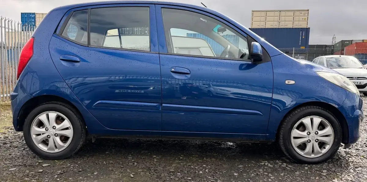 Usado Hyundai i10 Active 85 HP (62 kW) 2012 Azul Citadino