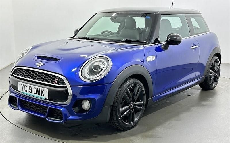 Used Mini Cooper S Hatch 192 HP (141 kW) 2019 Blue Hatchback