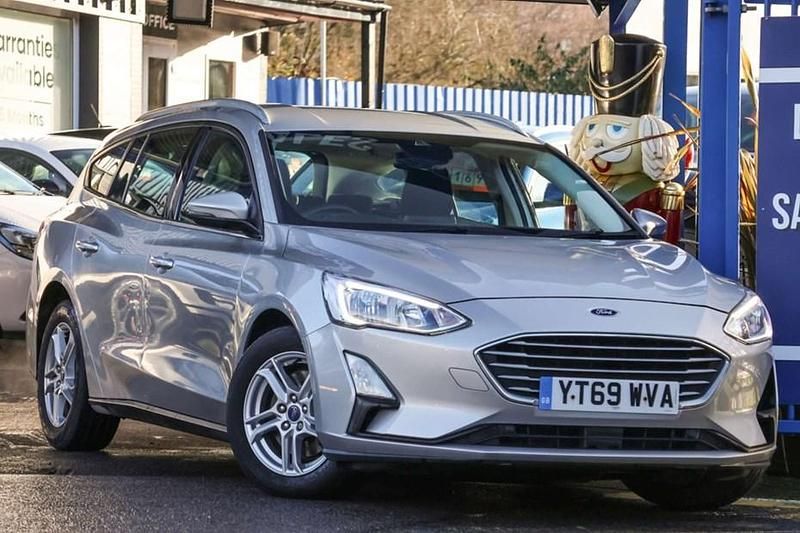 Silver Used 2019 Ford Focus Zetec Estate | £7,991 (Good price) - Image 1/1